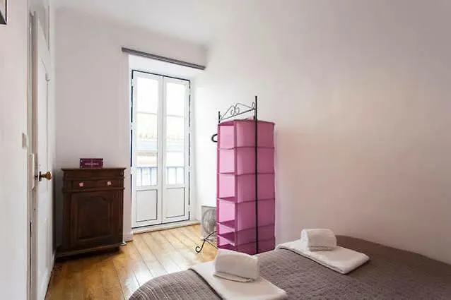 Casa Dos Mastros Apartment Lisbon Portugal